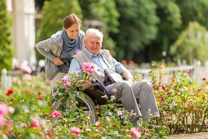 How to Talk to a Parent with Dementia